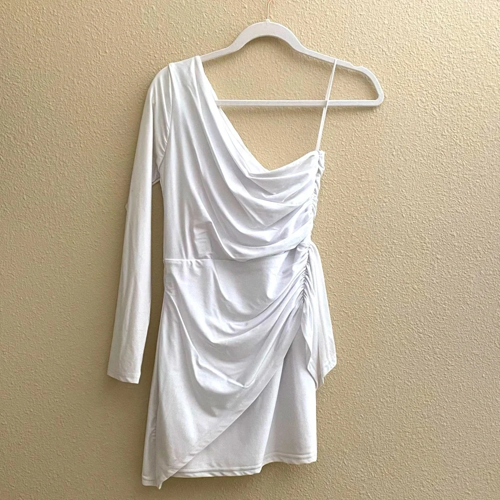 One shoulder dress - Picture 2 of 6